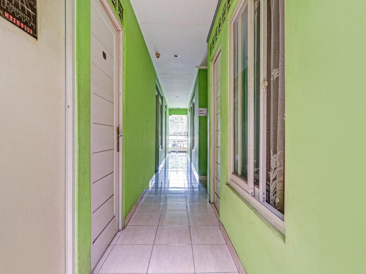 Spot On 90632 Hotel Pelangi Indah Paskal Bandung Kültér fotó