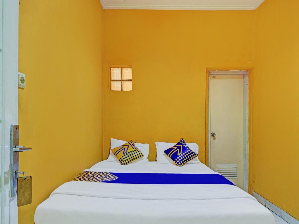 Spot On 90632 Hotel Pelangi Indah Paskal Bandung Kültér fotó