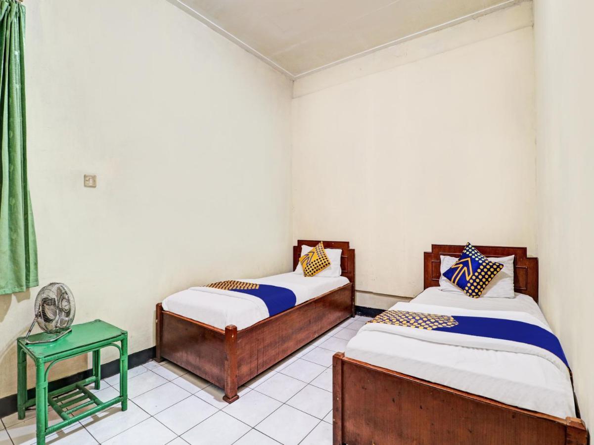 Spot On 90632 Hotel Pelangi Indah Paskal Bandung Kültér fotó