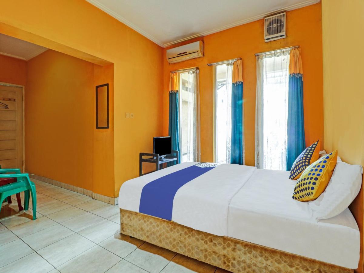 Spot On 90632 Hotel Pelangi Indah Paskal Bandung Kültér fotó